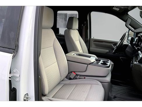 Used 2024 Chevrolet Silverado 3500 LT w/ Convenience Package image 29