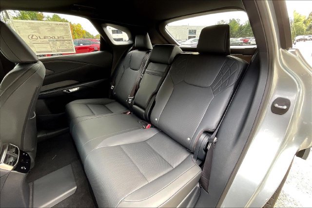 New 2026 Lexus RX 450h AWD image 10