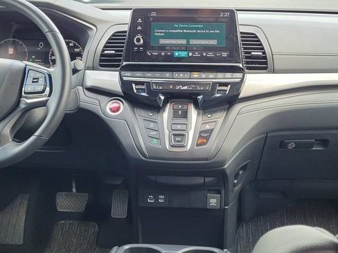 Certified 2025 Honda Odyssey EX-L image 5