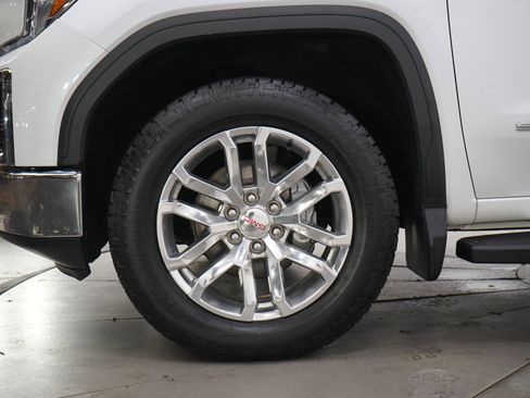 Used 2021 GMC Sierra 1500 SLT w/ SLT Convenience Package AWD/4WD image 28