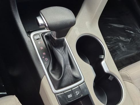Used 2020 Kia Sportage LX w/ LX Popular Package FWD image 17
