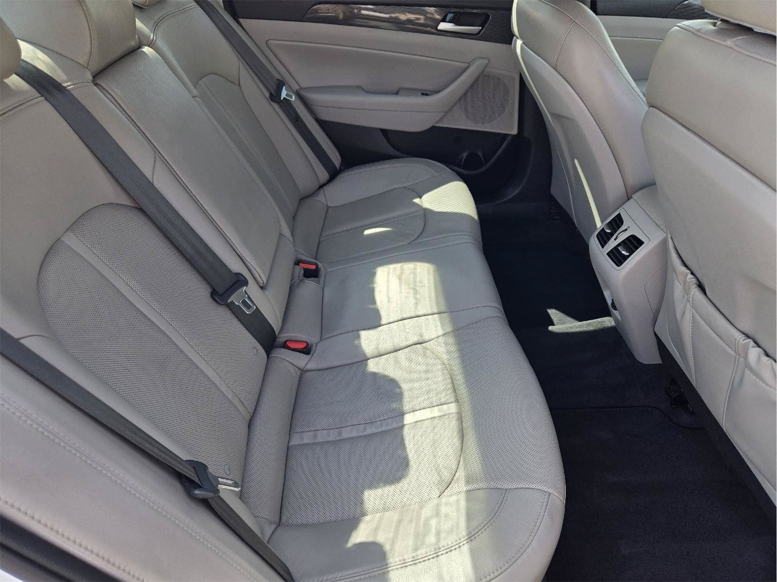 Used 2018 Hyundai Sonata Limited FWD image 29