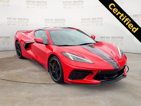 Used 2020 Chevrolet Corvette Stingray Premium Cpe w/ 3LT Preferred Equipment Group image 7