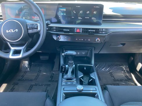 Used 2025 Kia K5 LXS FWD image 11