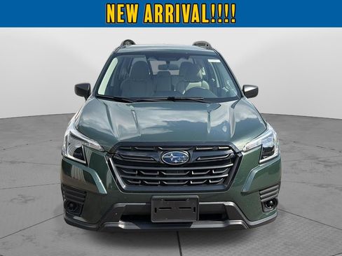Used 2024 Subaru Forester AWD/4WD image 2