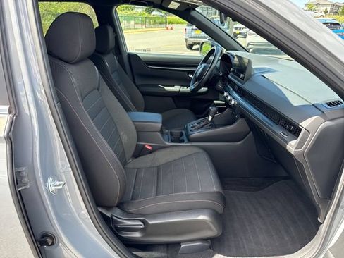Used 2024 Honda CR-V Sport image 9