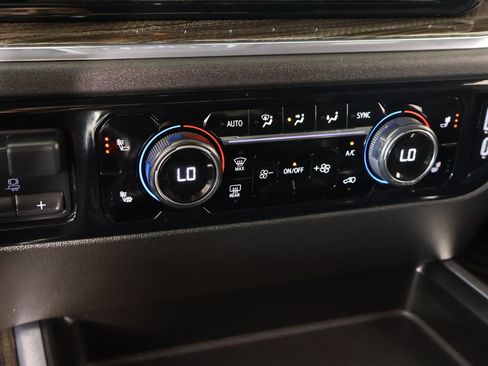 Used 2024 Chevrolet Silverado 2500 LT w/ Z71 Sport Edition AWD/4WD image 7