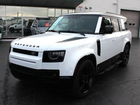 Used 2026 Land Rover Defender 130 V8 AWD/4WD image 2