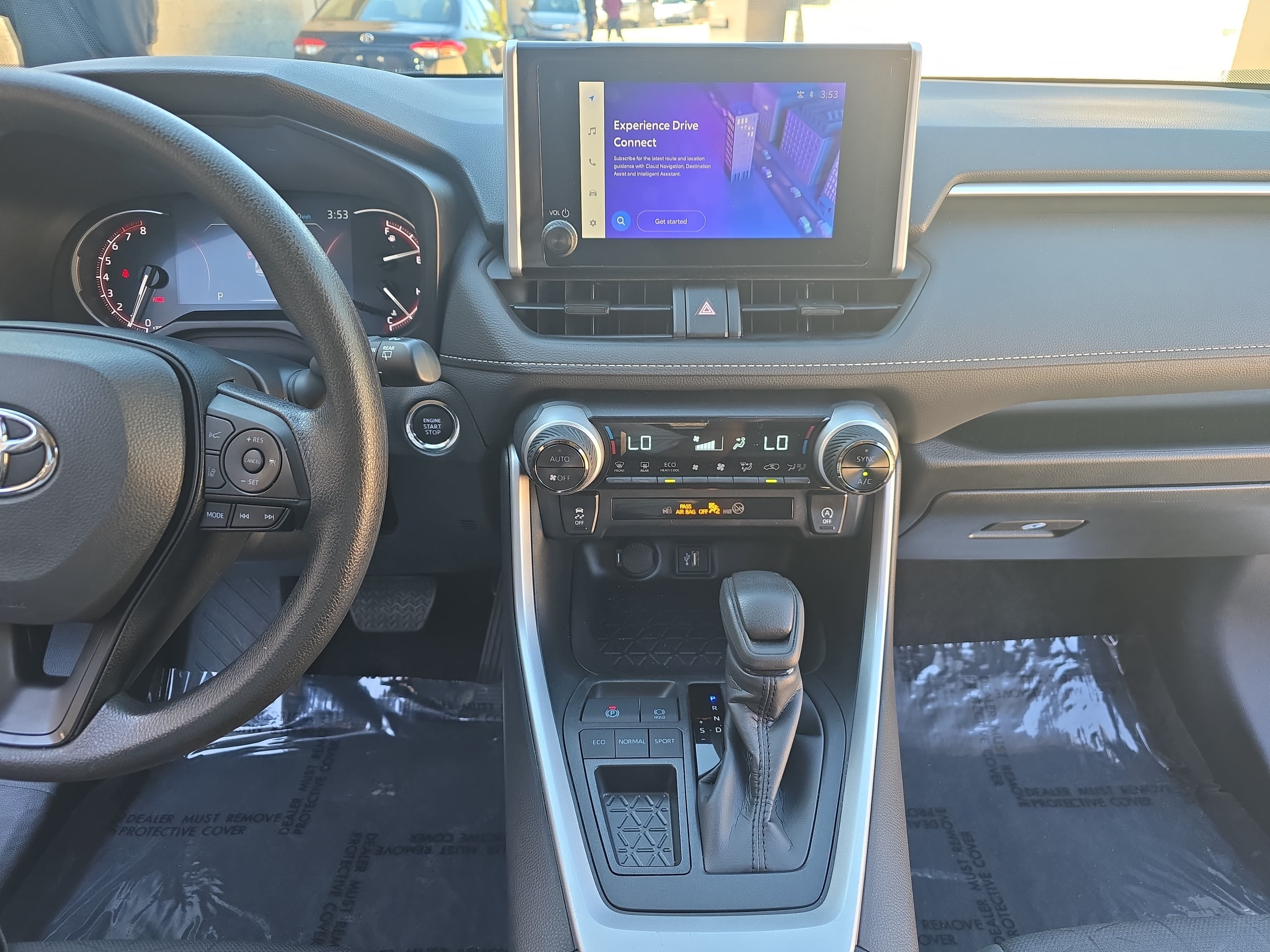 Used 2025 Toyota RAV4 XLE FWD image 21