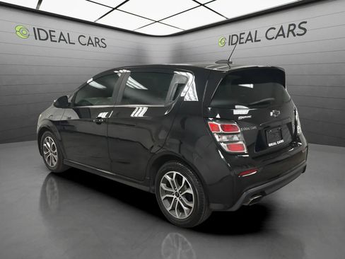 Used 2018 Chevrolet Sonic LT w/ Convenience Package FWD image 7