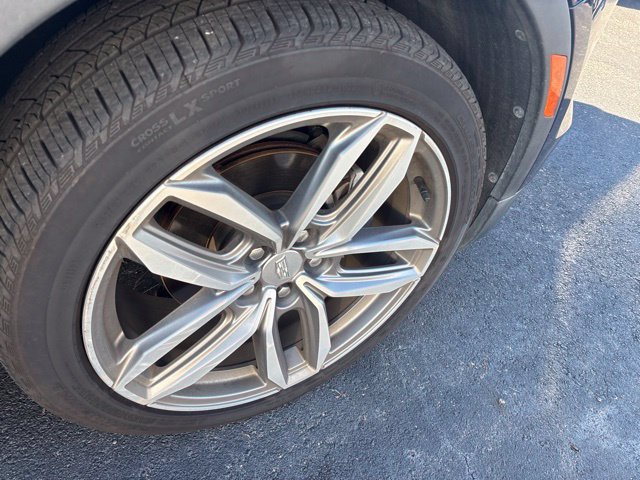 Used 2019 Cadillac XT4 Sport FWD image 4