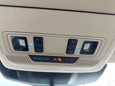 Used 2024 Ford Explorer XLT w/ Equipment Group 202A AWD/4WD image 50