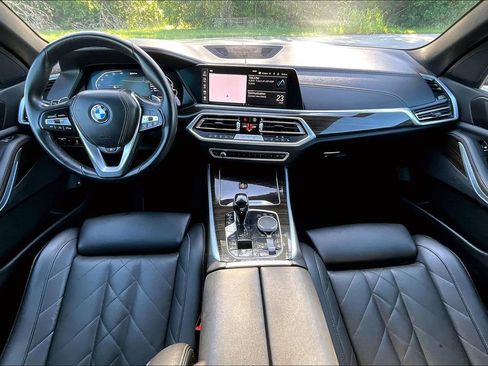 Used 2023 BMW X5 xDrive45e image 21
