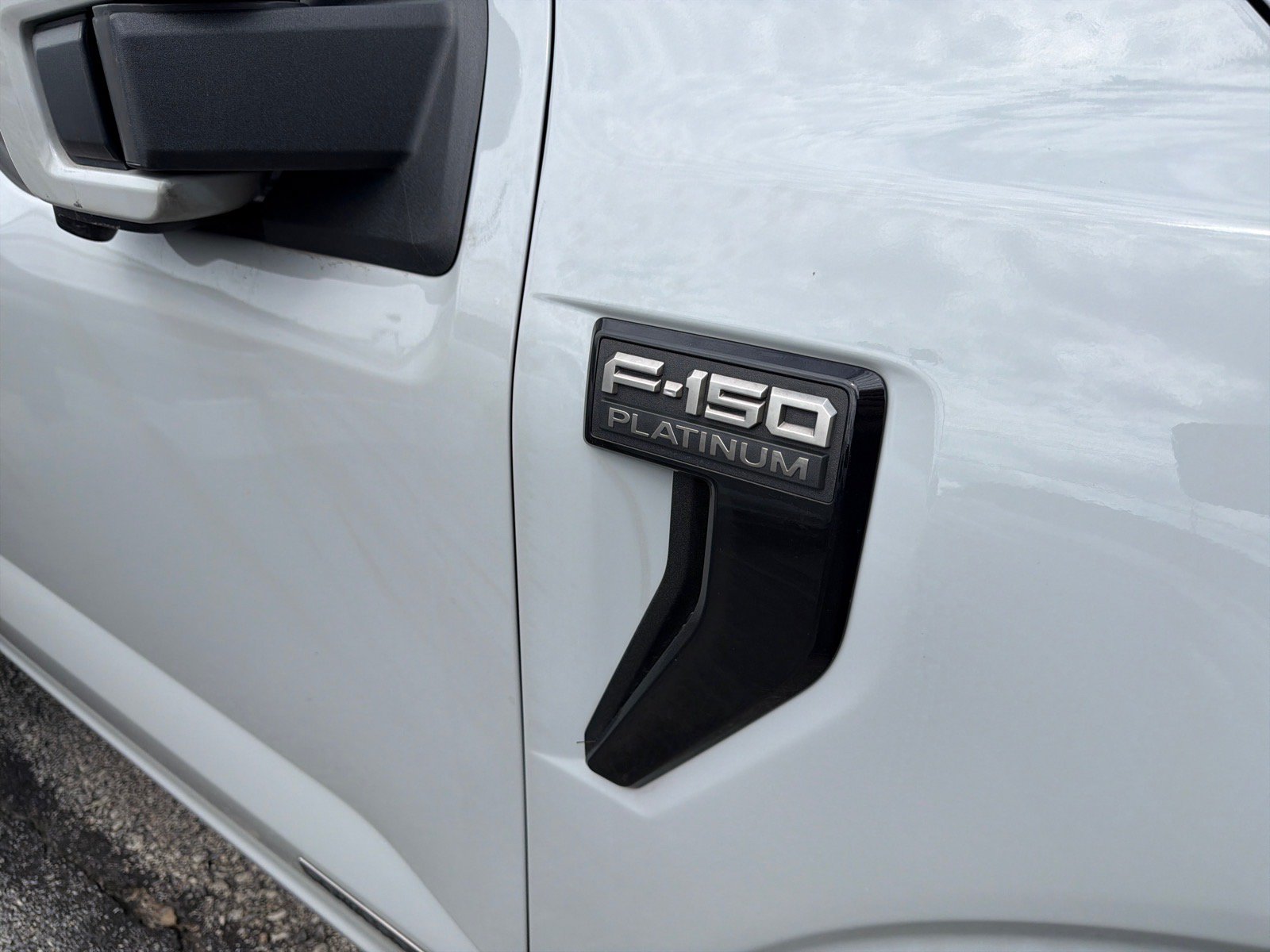 Used 2024 Ford F150 Platinum w/ Equipment Group 702A High AWD/4WD image 4