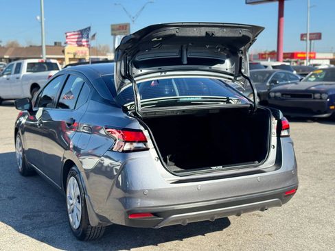 Used 2020 Nissan Versa S image 28