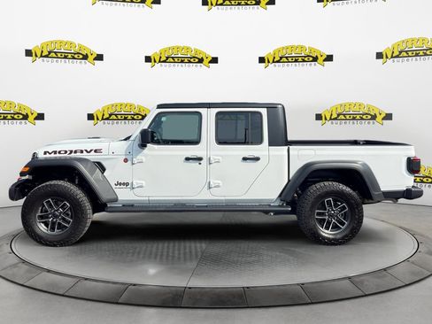 Used 2025 Jeep Gladiator Mojave w/ Safety Group AWD/4WD image 2