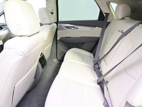 New 2025 Cadillac XT5 Premium Luxury w/ LPO, Floor Liner Package image 21