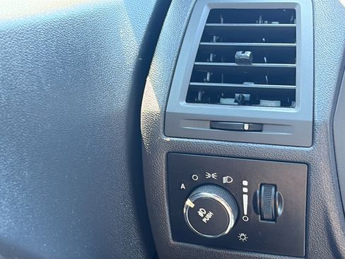 Used 2013 Dodge Challenger R/T RWD image 20