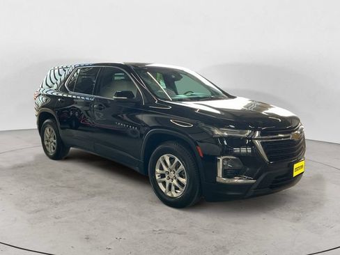 Used 2023 Chevrolet Traverse LS w/ Safety Package AWD/4WD image 3