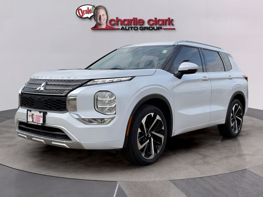 Used 2022 Mitsubishi Outlander SEL FWD image 1