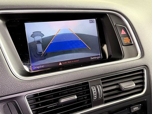 Used 2016 Audi Q5 2.0T Premium Plus w/ Technology Package image 30