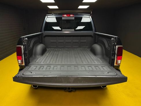 Used 2018 RAM 1500 Laramie w/ Convenience Group image 15
