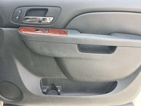 Used 2014 GMC Yukon XL SLT RWD image 22