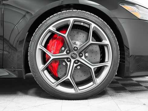 New 2025 Audi RS 7 performance Sportback image 9