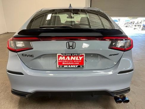 Used 2024 Honda Civic Sport image 4