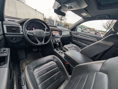 Used 2020 Volkswagen Atlas Cross Sport SEL Premium R-Line image 7