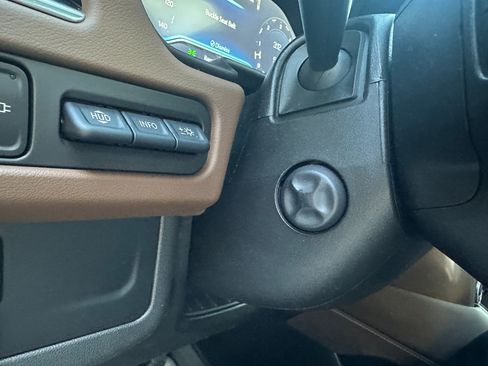 Used 2022 Chevrolet Tahoe High Country image 46