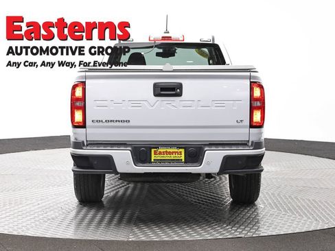 Used 2022 Chevrolet Colorado LT w/ Fleet Safety Package RWD image 6