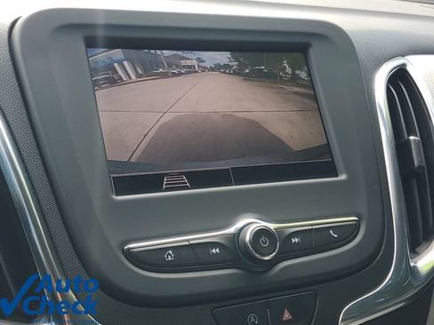 Used 2022 Chevrolet Equinox LS w/ LS Convenience Package FWD image 24