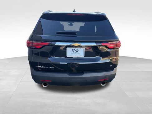 Used 2023 Chevrolet Traverse LT AWD/4WD image 7