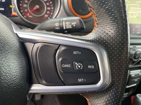 Certified 2021 Jeep Gladiator Mojave image 22