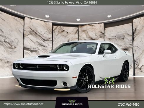 Used 2022 Dodge Challenger GT RWD image 1