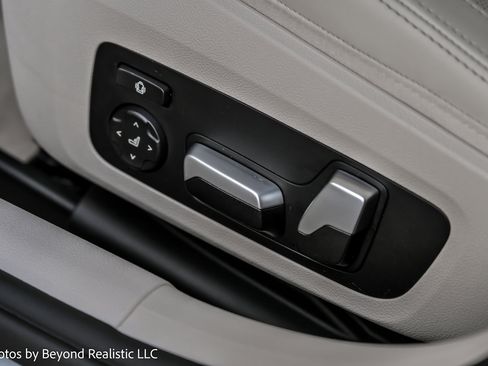 Used 2026 BMW 840i xDrive image 32