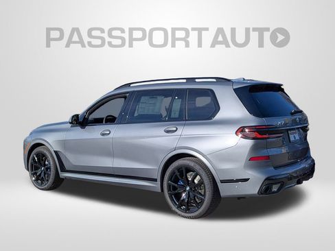 New 2026 BMW X7 xDrive40i image 3
