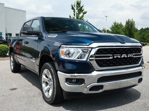 Used 2023 RAM 1500 Big Horn AWD/4WD image 3