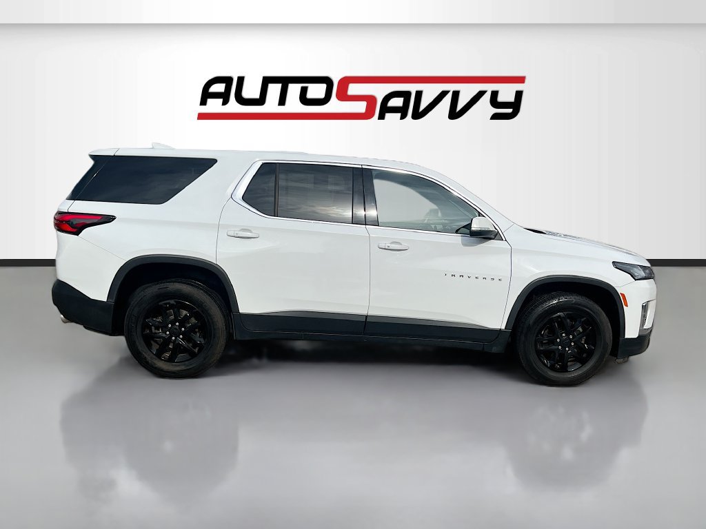 Used 2023 Chevrolet Traverse LS w/ Safety Package FWD image 8