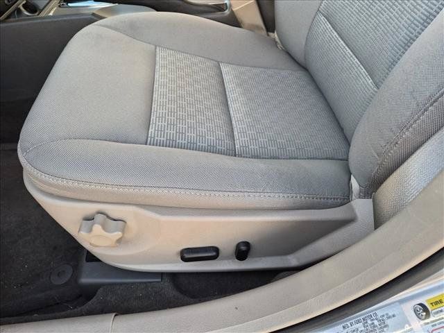 Used 2012 Ford Fusion SE FWD image 12