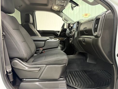 Used 2021 Chevrolet Silverado 3500 LT w/ Convenience Package AWD/4WD image 15