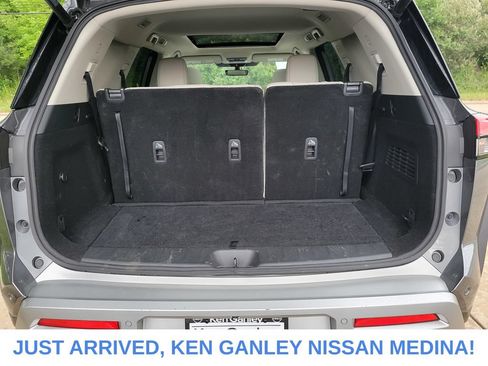 Certified 2024 Nissan Pathfinder SL w/ SL Premium Package AWD/4WD image 19