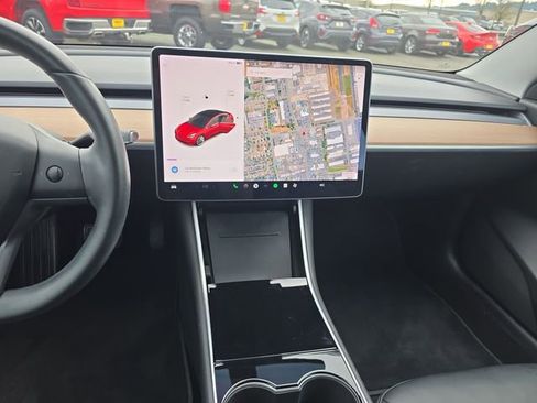 Used 2018 Tesla Model 3 Long Range image 23