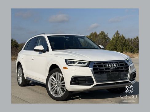 Used 2018 Audi Q5 Prestige w/ Prestige Package image 1