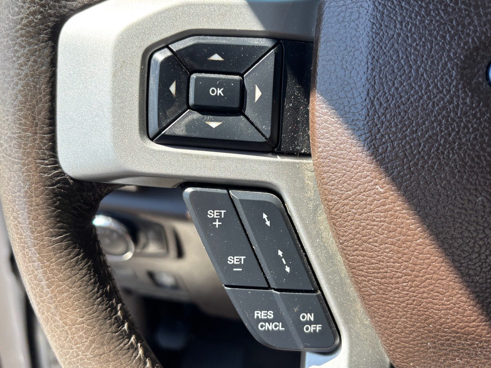 Used 2018 Ford F350 King Ranch w/ King Ranch Ultimate Package AWD/4WD image 22