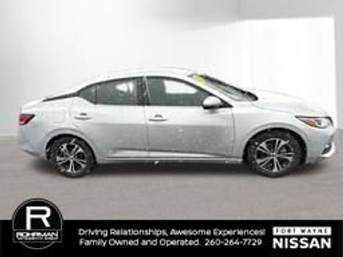 Used 2022 Nissan Sentra SV image 4