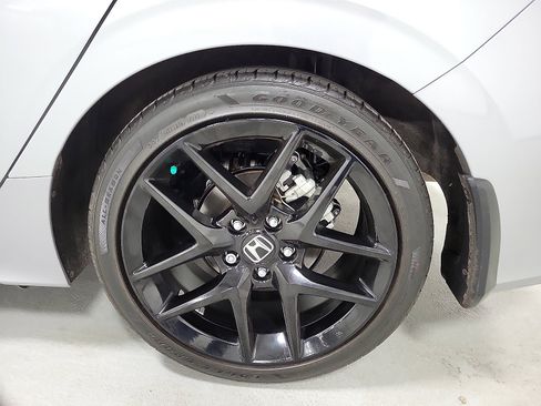 Used 2024 Honda Civic Sport image 8