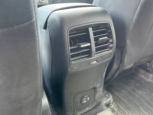 Used 2020 Ford Escape SE AWD/4WD image 9