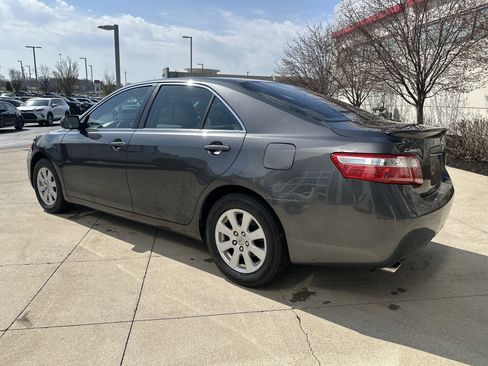 Used 2008 Toyota Camry XLE image 7